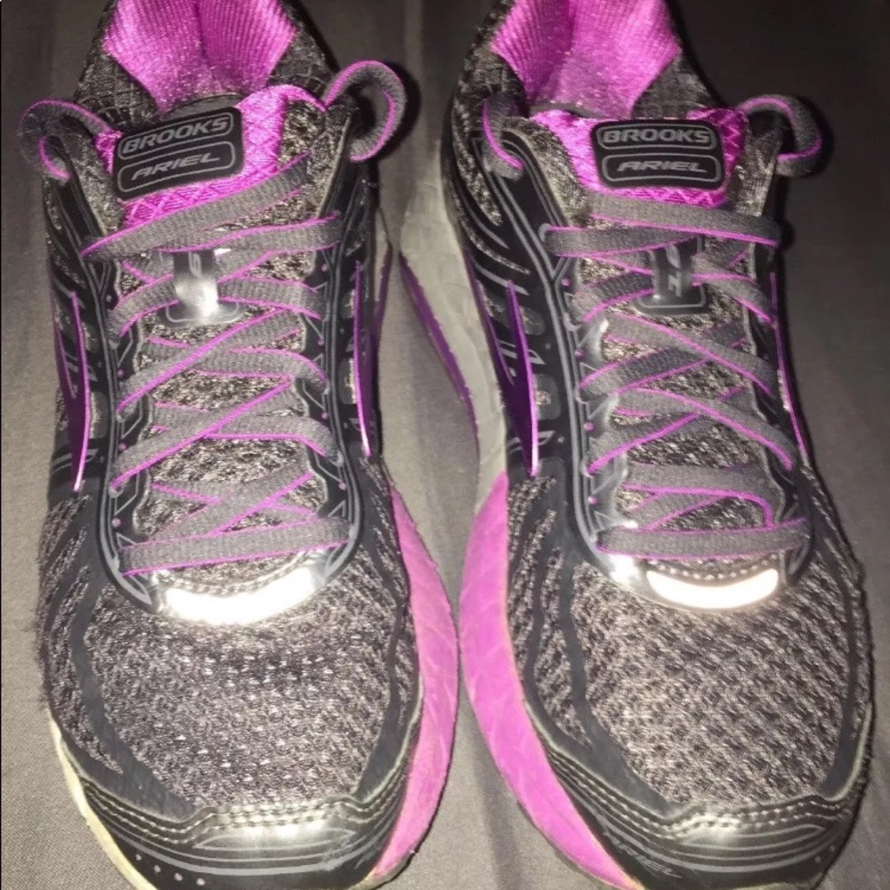 Women’s Brooks Ariel’s 6.5
